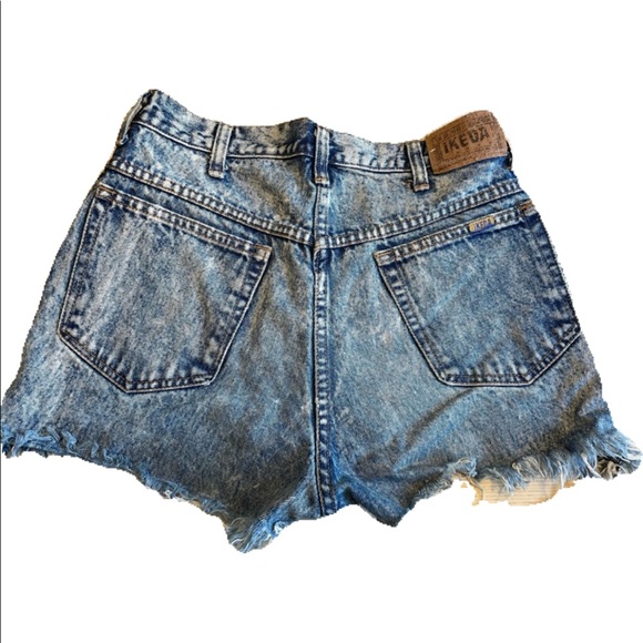 High waisted vintage jean shorts - Picture 2 of 5